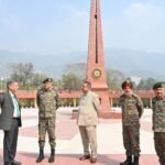 मंत्री गणेश जोशी ने सैन्यधाम में स्थापित शहीदों की स्मृति को समर्पित संरचनाओं, दीर्घाओं तथा विकसित की जा रही सुविधाओं का अवलोकन किया और इसे देशभक्ति एवं सैन्य गौरव का प्रतीक बताया