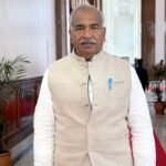 क्या आरोपों से ध्यान भटकाने की सियासत खेली जा रही है? विवाद बढ़ा, लेकिन पांडे की चुप्पी और गहरी हुई
